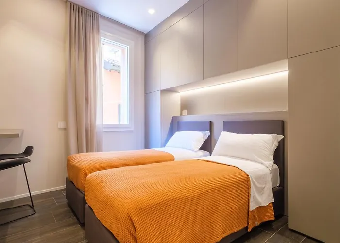 Golden Suite By Studio Vita
